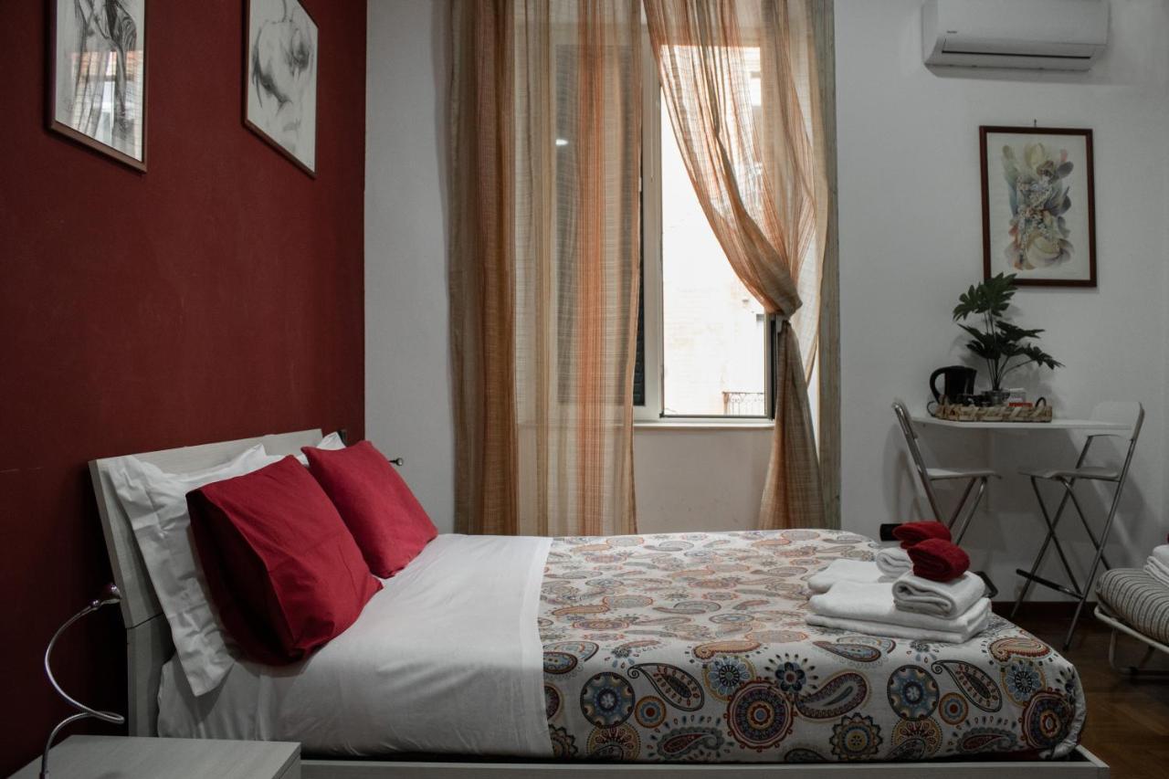 Bed and Breakfast Pomodoro Ac à Naples Extérieur photo